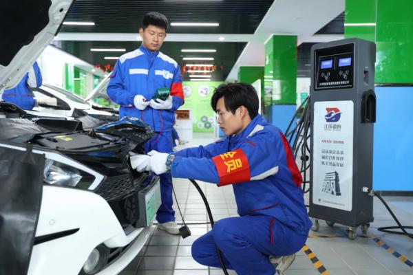 学技术只能干苦力，没前途？
